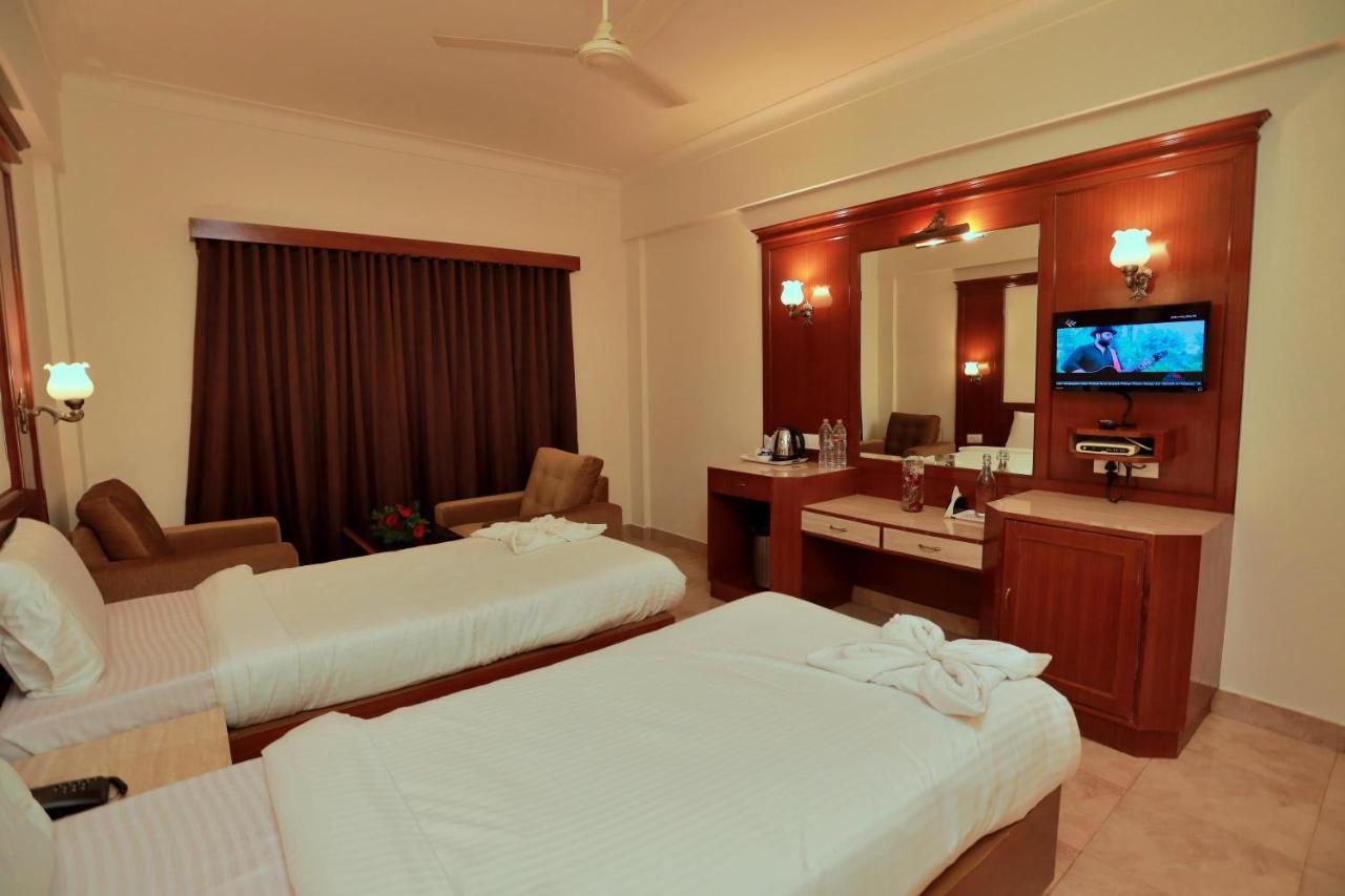 Hotel Edassery Mansion Kochi Bagian luar foto