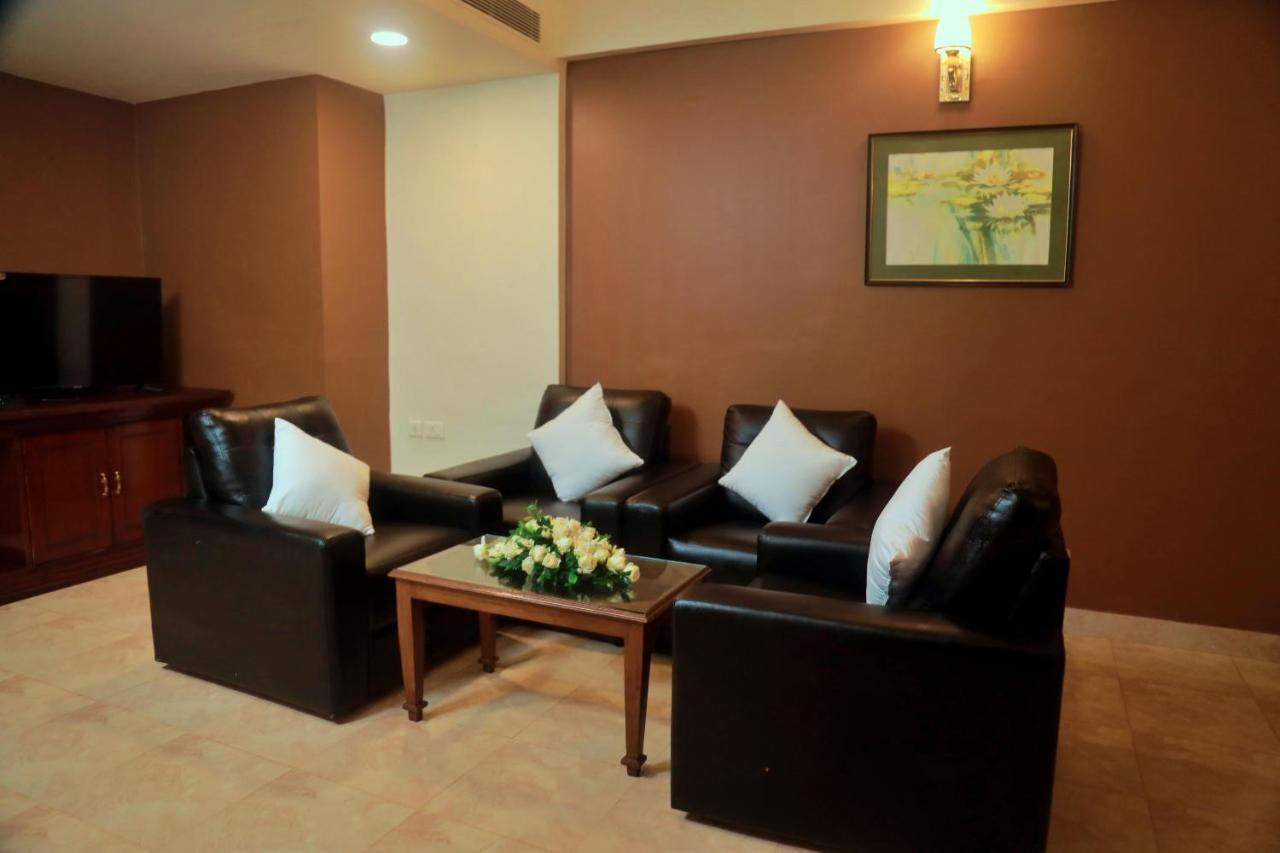 Hotel Edassery Mansion Kochi Bagian luar foto