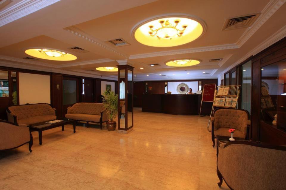 Hotel Edassery Mansion Kochi Bagian luar foto