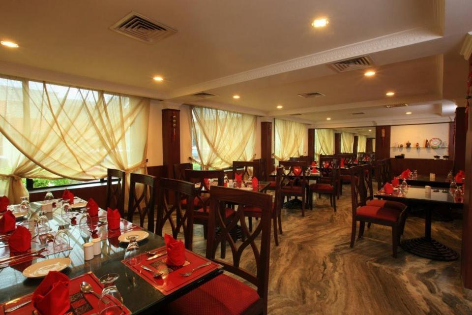 Hotel Edassery Mansion Kochi Bagian luar foto