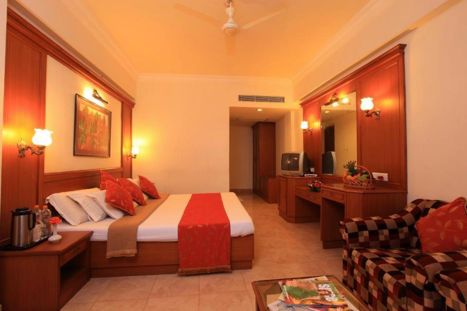 Hotel Edassery Mansion Kochi Bagian luar foto