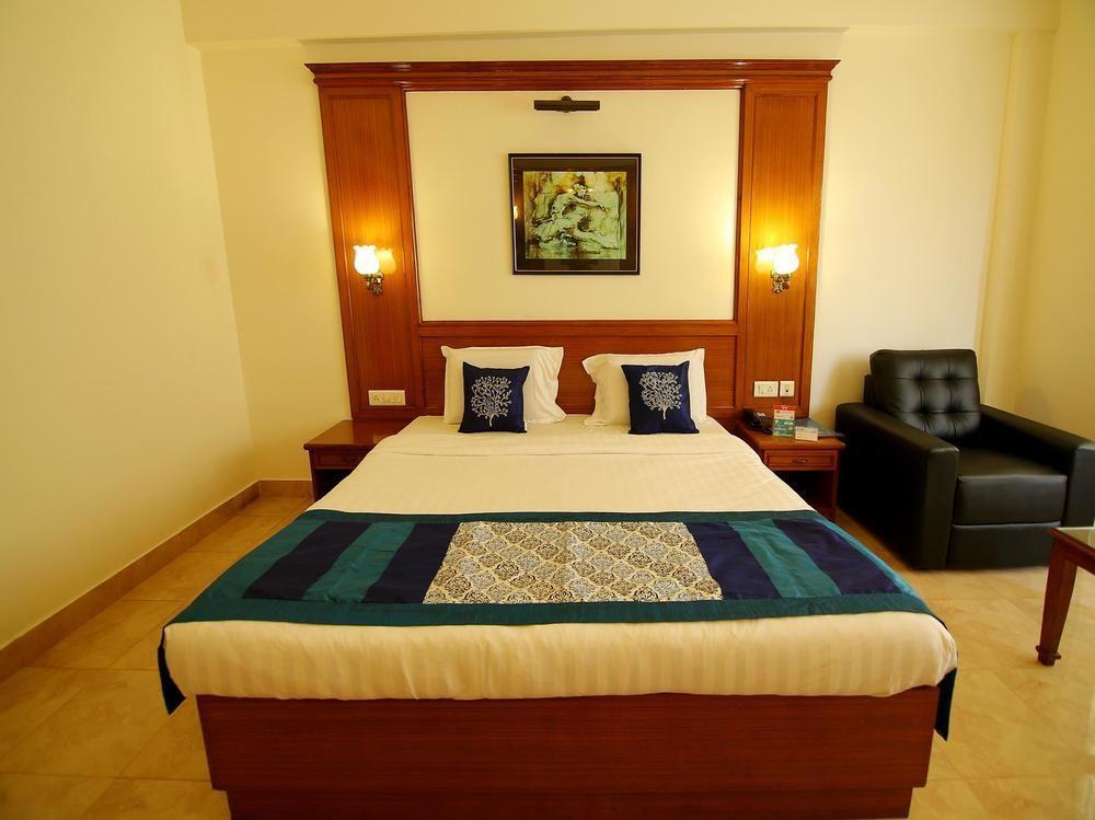 Hotel Edassery Mansion Kochi Bagian luar foto